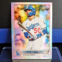 2022 Topps Chrome - Mookie Betts #100 (Refractor) Los Angeles Dodgers