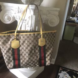 GUCCI Authentic Vintage Handbag