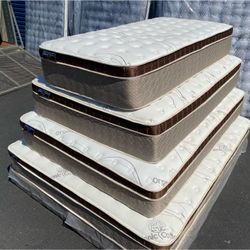 Ck Organic Cloud Edition Europillow Top 12inch Mattress!!