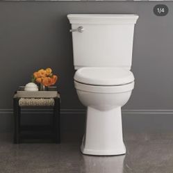 #5 Toilet with Slow-Close Seat in White