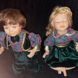 Vintage Porcelain Dolls Set
