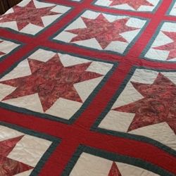 New Handmade Star Quilt  With Matching Pillow