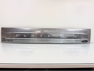 2021-2023 Ford F-150 Platinum Rear Tailgate Molding  Oem