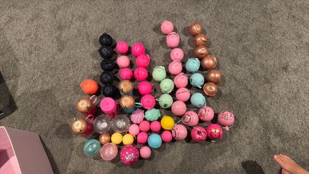 LOL Dolls Balls