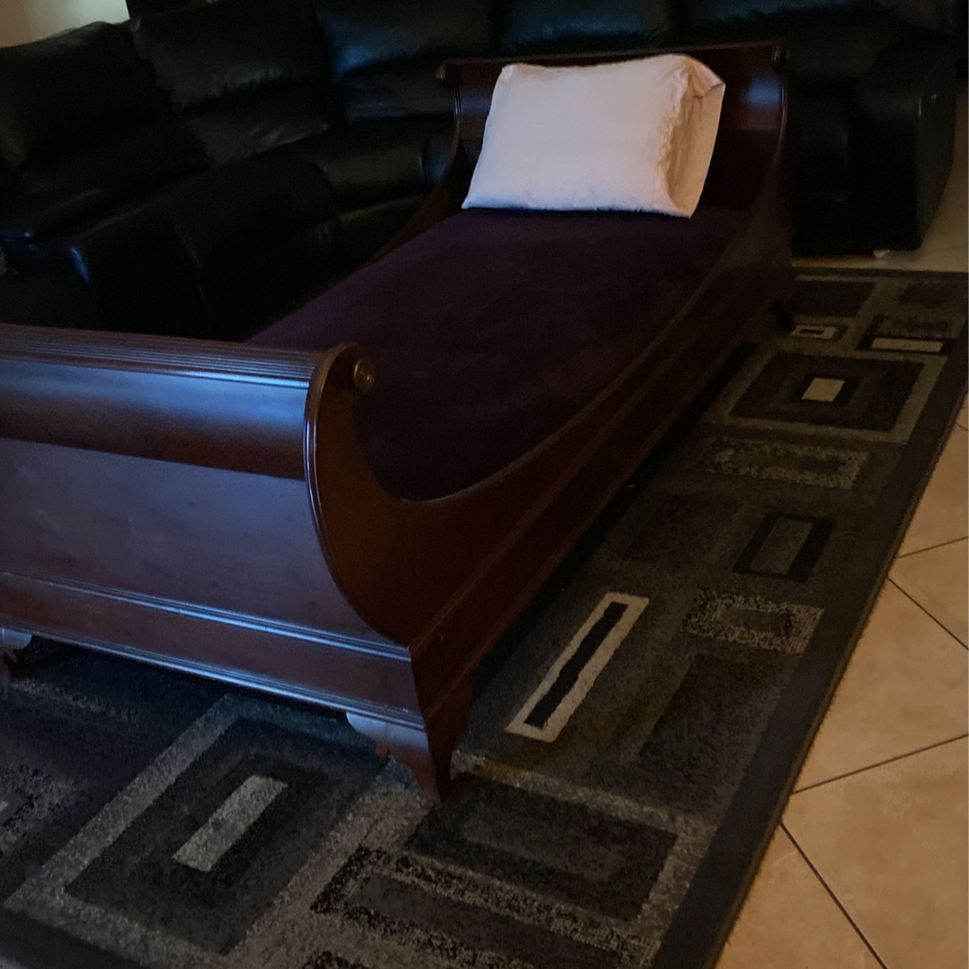 Bomb Bay Bed Twin