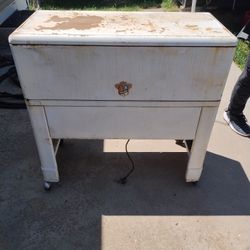 Maytag Vintage Iorn