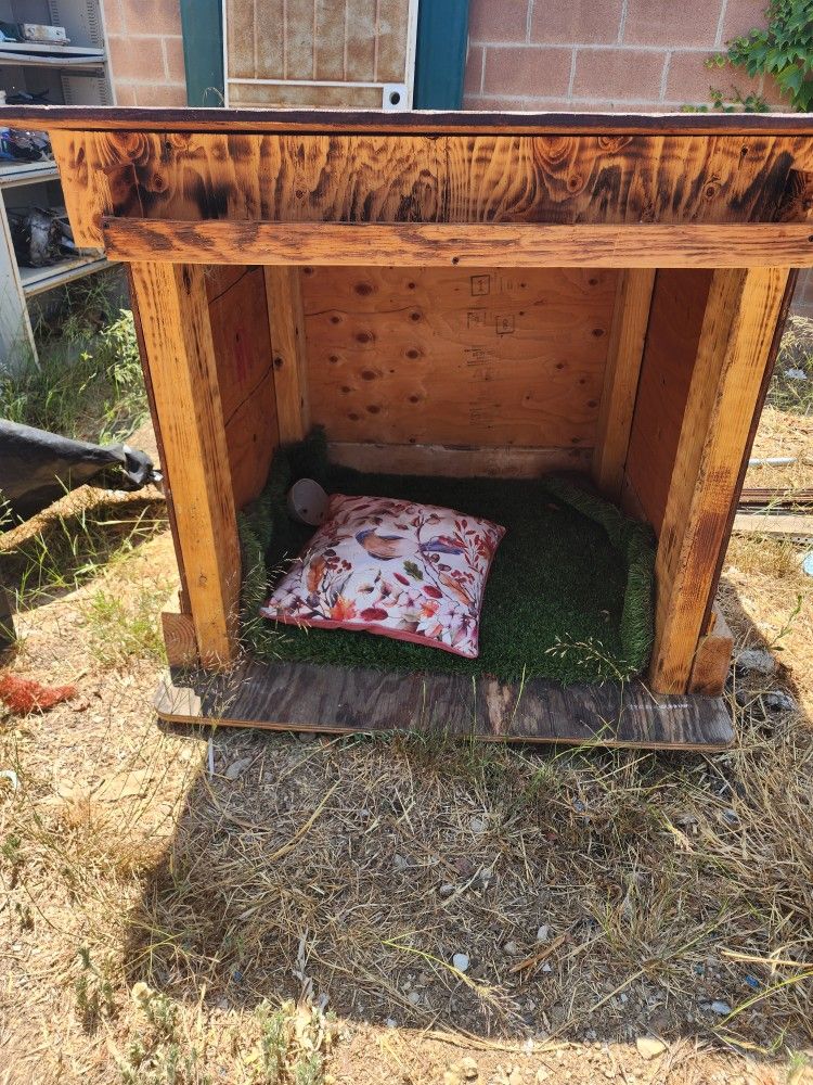 Dog House With Wheels