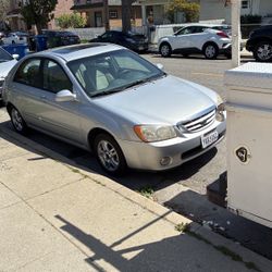 2004 Kia Espectra 