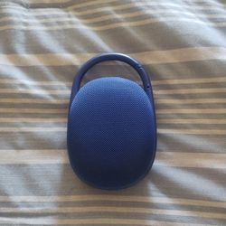 Blue Clip On speaker