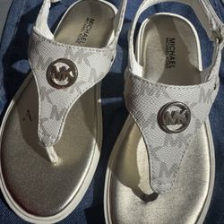 Michael Kors Girls sandals Size 1