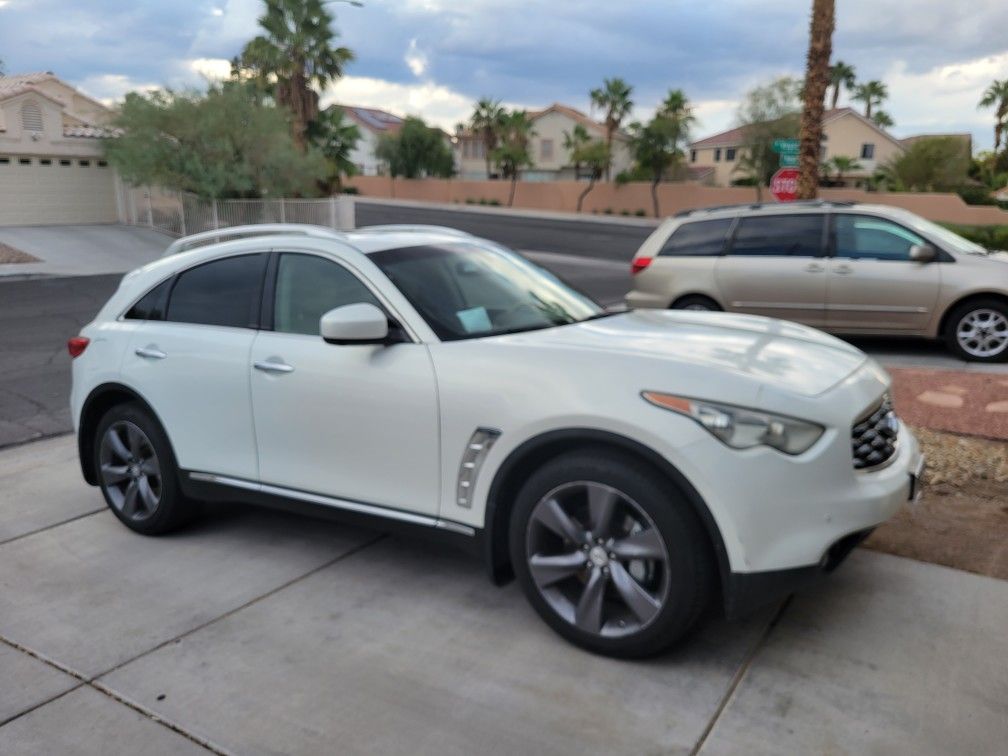 2009 Infiniti Fx50
