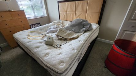 Select Comfort King bed