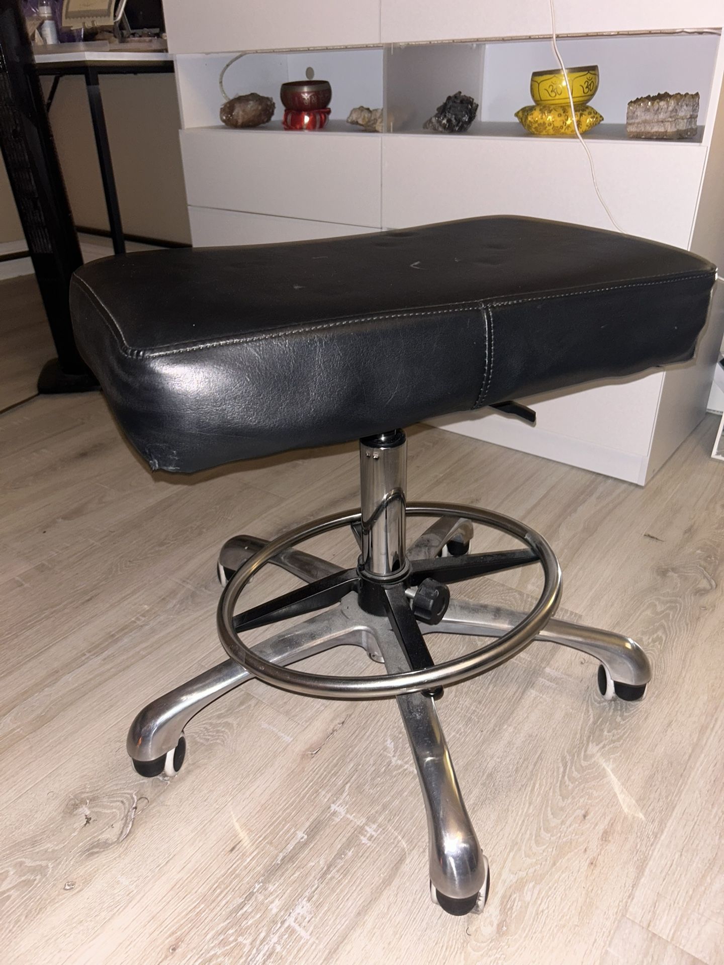 rectangular rolling stool, wide seat adjustable stool