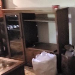 Entertainment CENTER