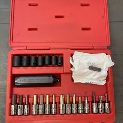 Snap On 3/8 impact driver set - 34pc