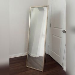 Mirror Small Chair - New - Grand Prairie, TX