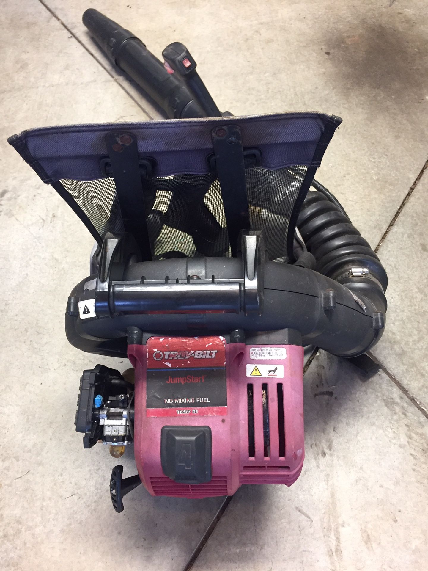 Troy-Bilt 4-Cycle Blower