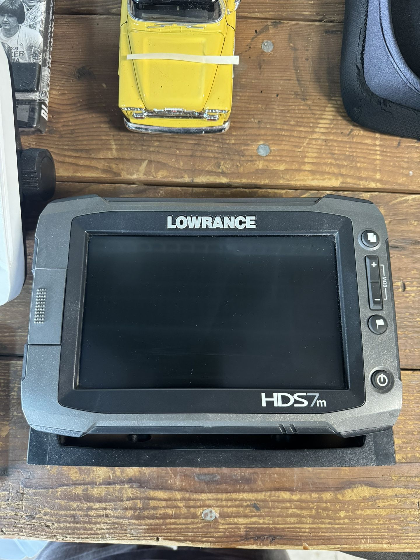 Lowrance HDS 7m gen 2