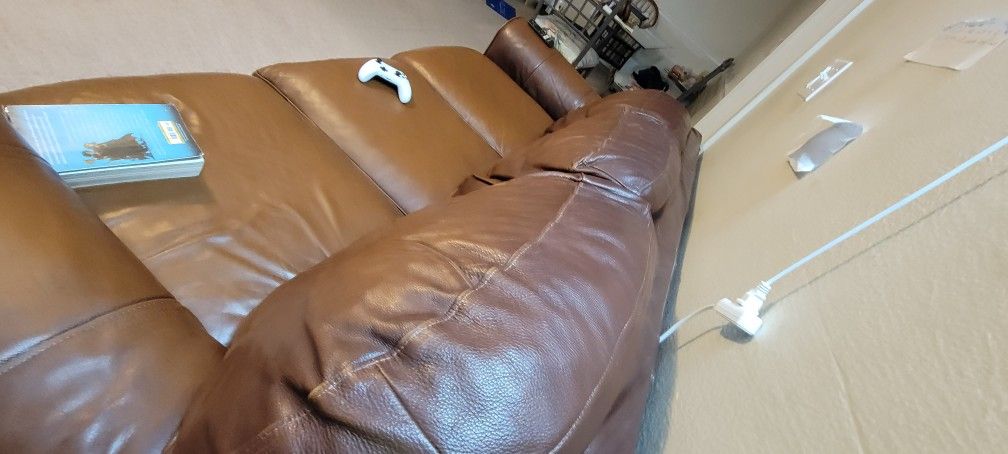 Genuine Leather Couch By Lane Furniture Leather Master