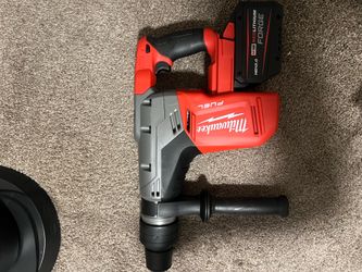 M18 FUEL 18V Lithium-lon Brushless Cordless 1-9/16 in. SDS-Max Rotary Hammer and M18 12ah Milwaukee