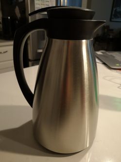 Hot water Carafe or coffee thermos 1 qt