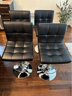 Bar stool chairs x4