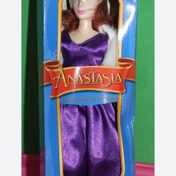 Nib Anastasia Collectors Doll