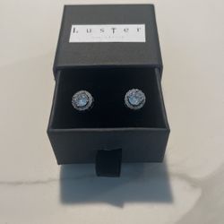 diamond stud earrings