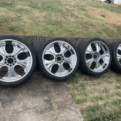 22” Wheels And Tires
