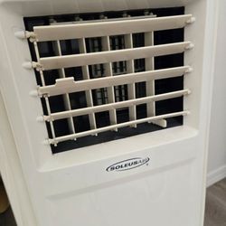 ON HOLD Free AC unit