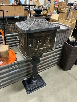 Assembled New Mailbox Rustproof Cast Aluminum Locking Post Mount Mail Box Large Black w/ Bronze