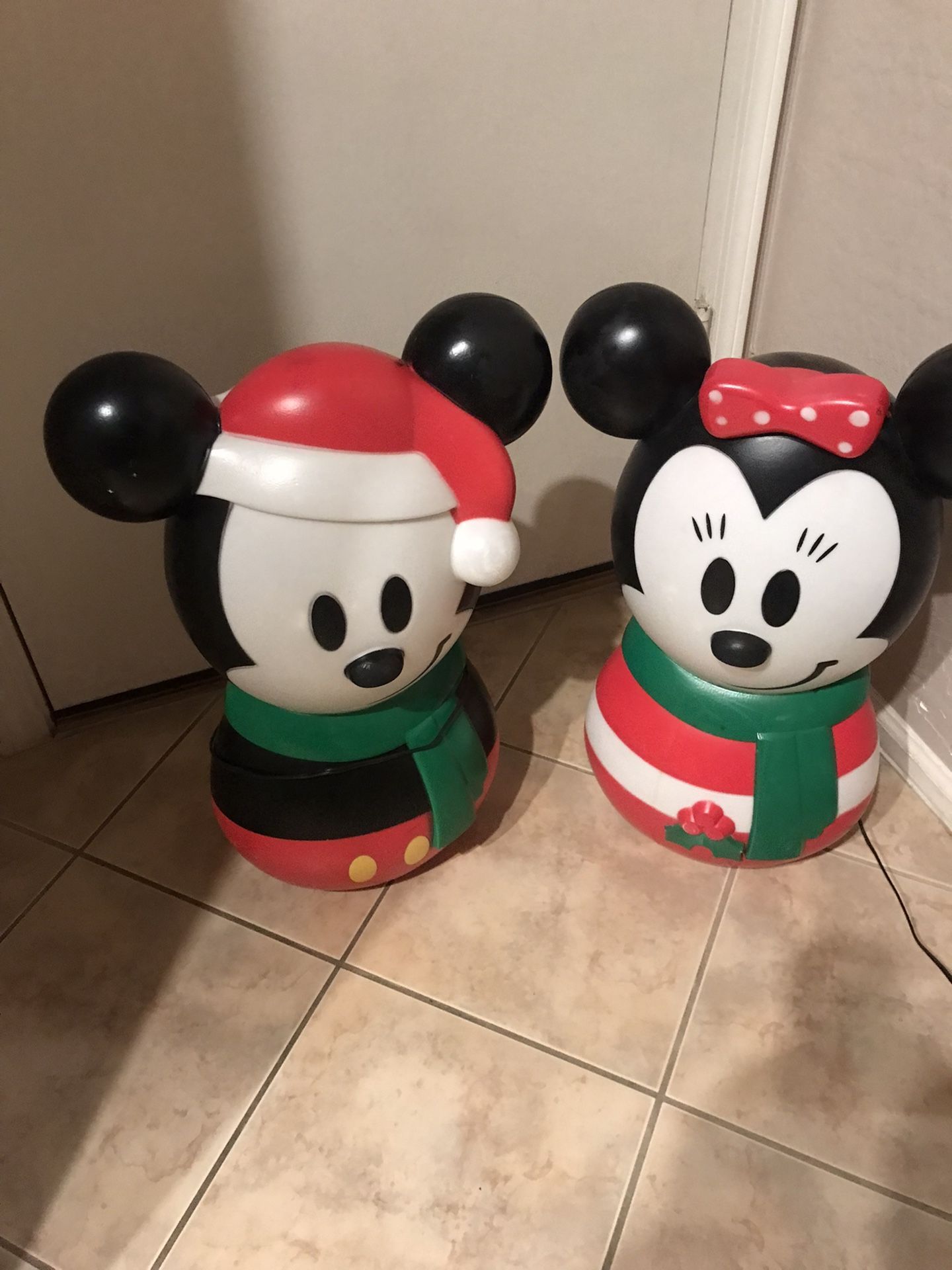 Disney Christmas Blowmold Mickey And Minnie