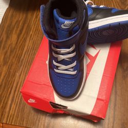 Nike AF1 Borough Mid 2