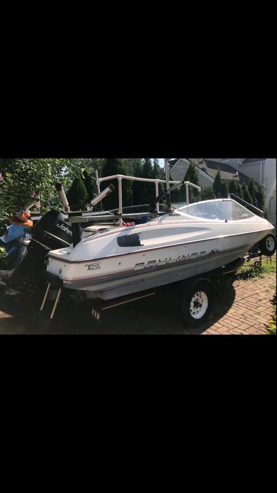 1990 Bayliner Capri