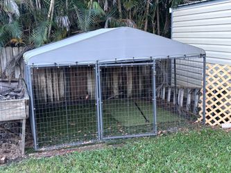 10x10 animal cage