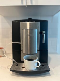 Miele CM 5200 Black