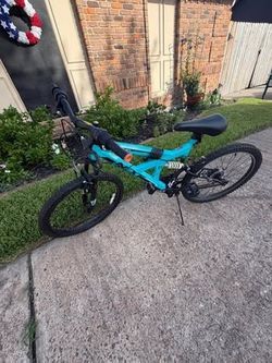 Friendswood 77546.     24” inch  Next 18 Speed Mountain Bike bicycle