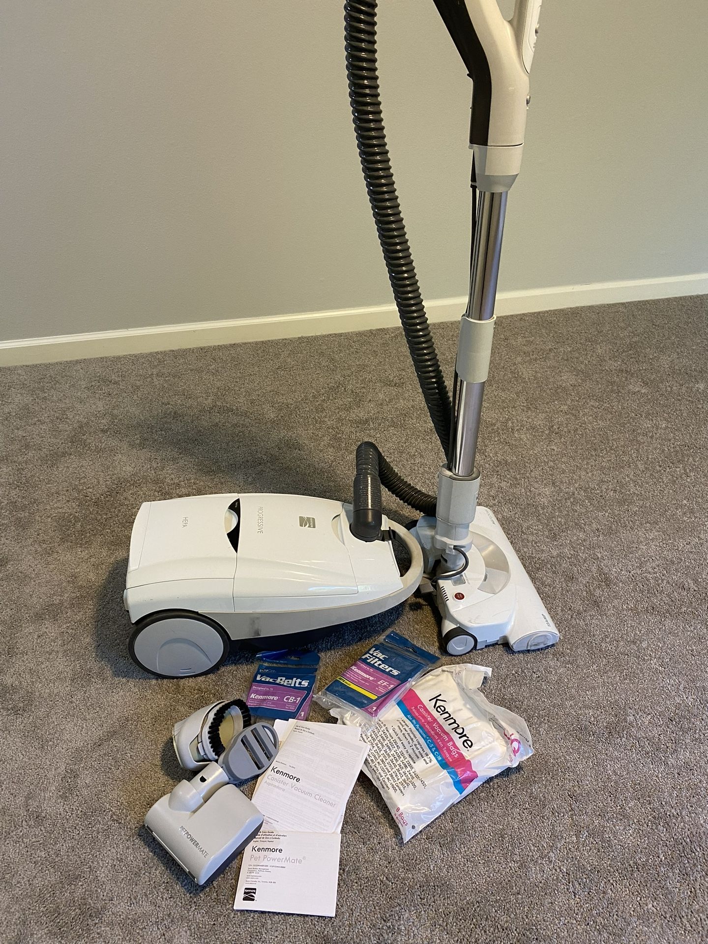 Kenmore Canister Vacuum for Sale in Lynnwood, WA OfferUp