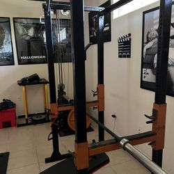 Commercial Exercise Equipment 