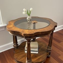 💫 Elegant Round End Table / Accent Table with Glass Top ☕