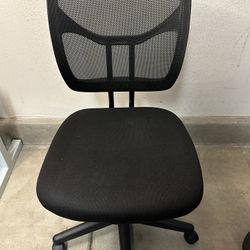 Black Mesh Back office Chair