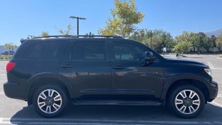 2010 Toyota Sequoia