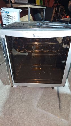 Mini wine cooler