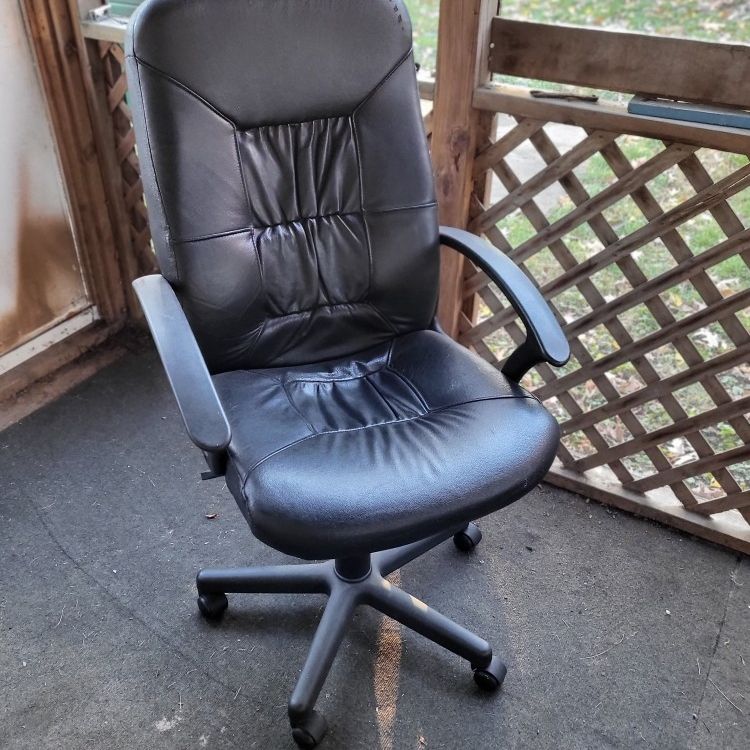 IKEA OFFICE CHAIR for Sale in South Elgin IL OfferUp