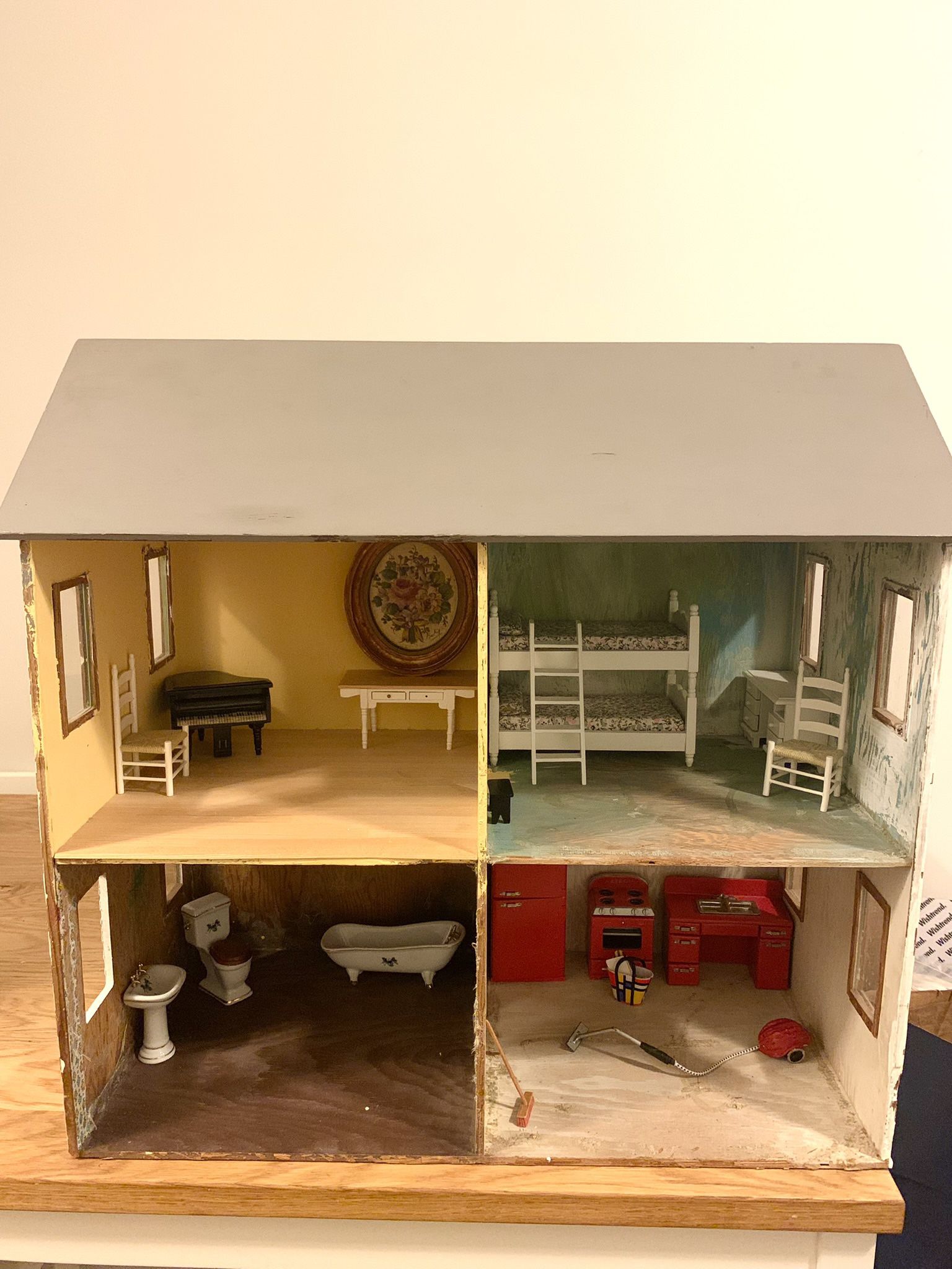 1950 Two Story Antique Doll House