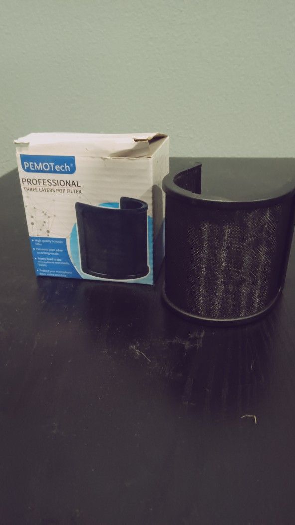 Multi Layer Universal Pop Filter For Microphones