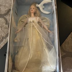Vintage 1999 Barbie Angelic Inspirations Silver & Gold with Wings