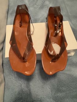 New in Box Amazon Jelly Kitten Heel size 7