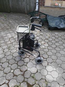 New 3 Wheel Rubber Tire Walker