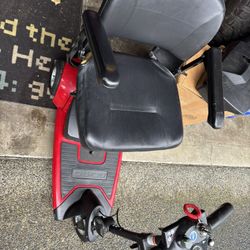 GoGo Ultra X Scooter